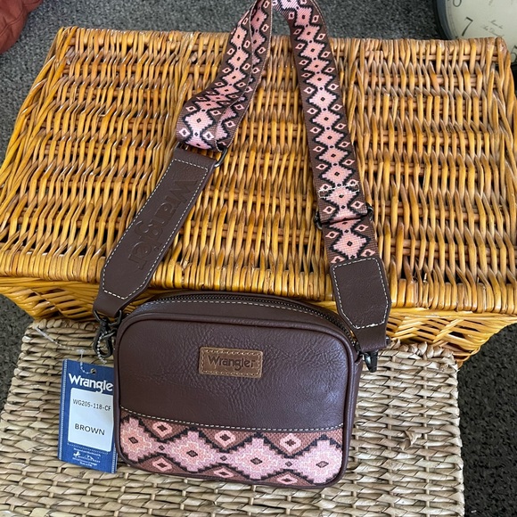 Saving for friend 😊Wrangler Brown and Pink Patterned Crossbody Bag - Picture 2 of 7